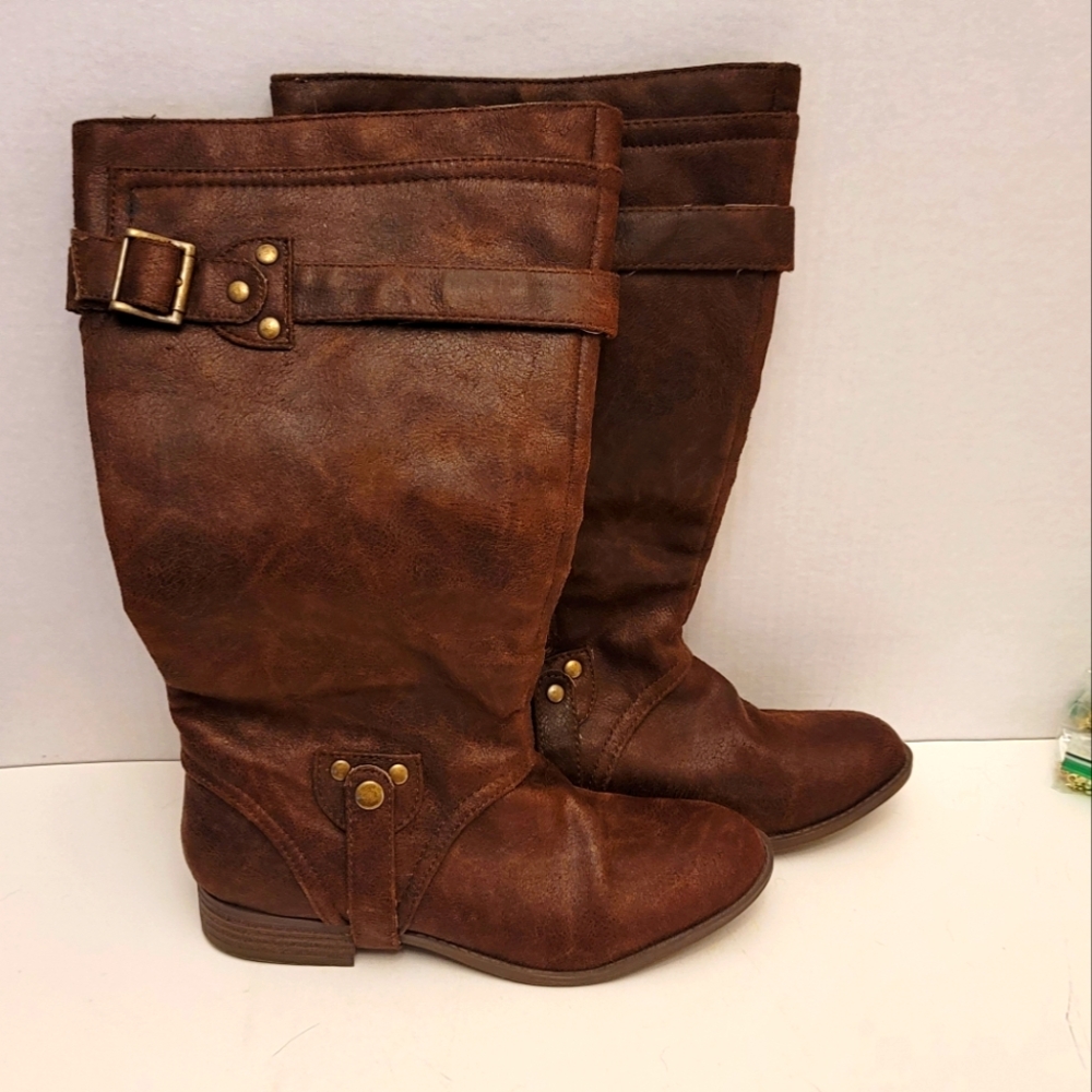 Rocketdog Suede boots. Women's 6.5. EUC. Worn a few times.